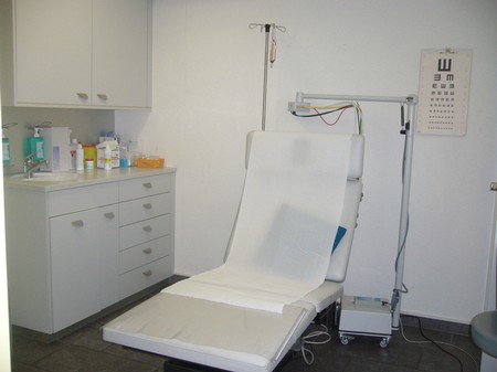 EKG, Spirometrie und Wundversorgung